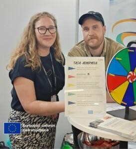 Projektipäällikkö Laura Ranki ja projektityöntekijä Petrus Siltala